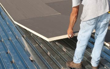 benefits of insulating Purfleet flat roofing